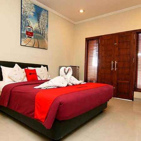 Kuta Paradise 777 Легиан Екстериор снимка